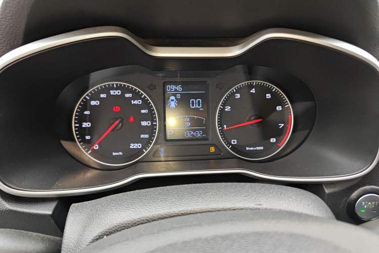 Used MG ZS 2017 1.5L Automatic Luxury Internet Edition Instrument Cluster