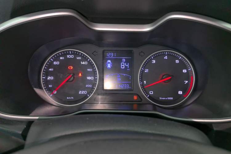 Used MG ZS 2017 1.5L Manual Deluxe Internet Edition Instrument Cluster
