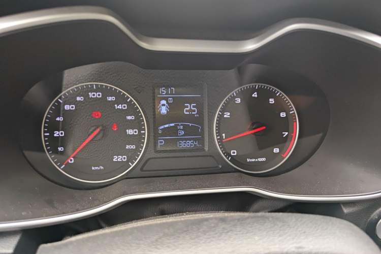 Used MG ZS 2017 1.5L Automatic Luxury Edition Instrument Cluster