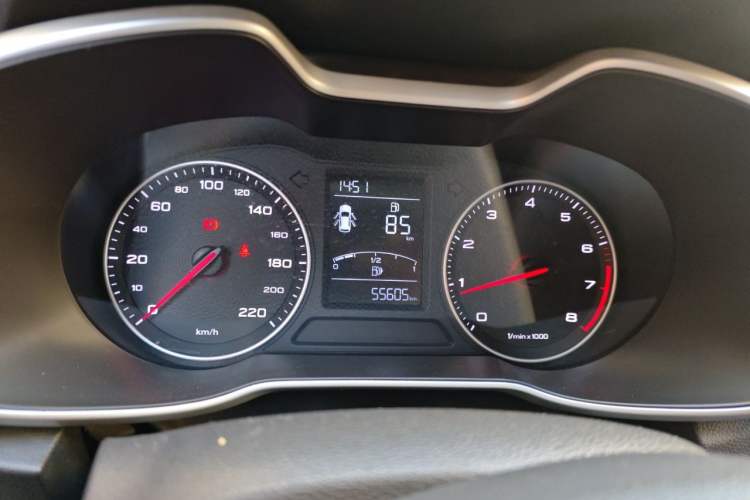 Used MG ZS 2017 1.5L Manual Elite Edition Instrument Cluster