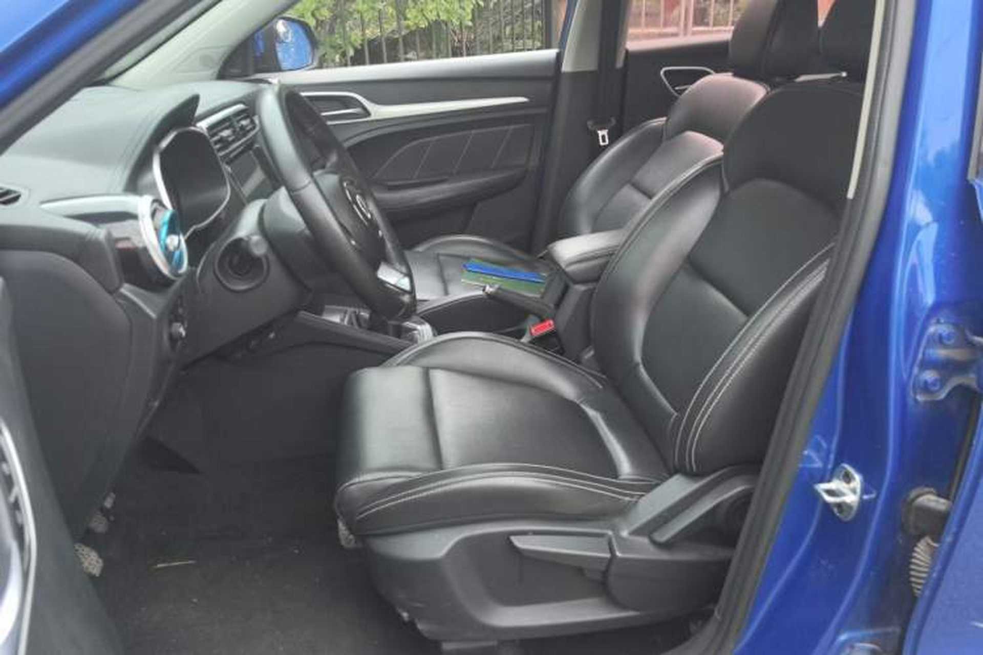 Used MG ZS 2017 1.5L Manual Elite Edition Left Front Seat