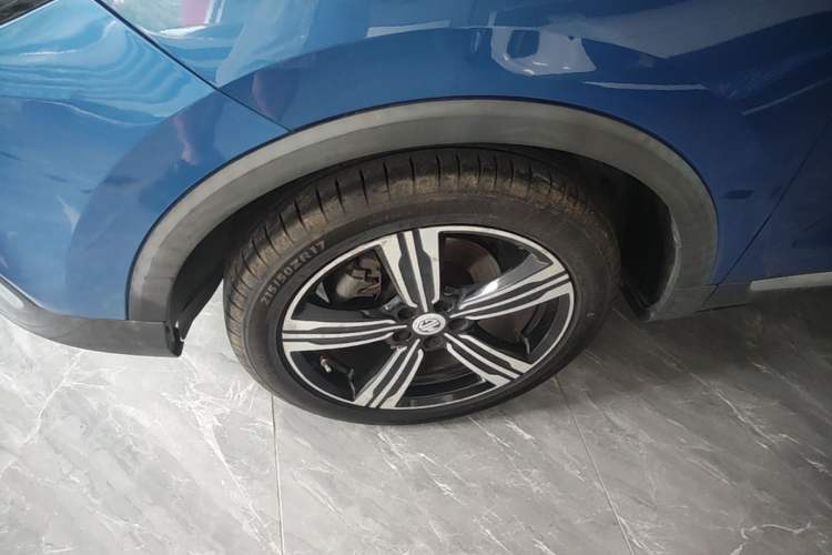 Used MG ZS 2017 1.5L Manual Deluxe Internet Edition Left Front Wheel Hub