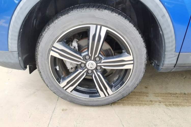 Used MG ZS 2017 1.5L Automatic Luxury Internet Edition Left Front Wheel Hub