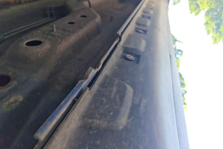 Used MG ZS 2017 1.5L Automatic Luxury Edition Left Side Sill