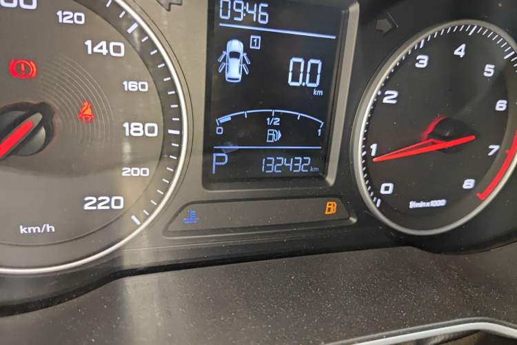 Used MG ZS 2017 1.5L Automatic Luxury Internet Edition Odometer Close Up
