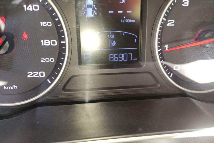 Used MG ZS 2017 16T Automatic Prestige Edition Odometer Close Up