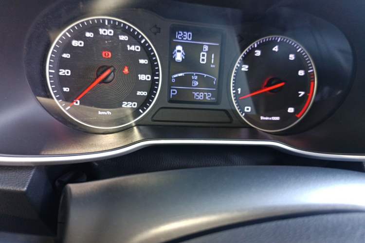 Used MG ZS 2017 1.5L Automatic Luxury Edition Odometer Close Up