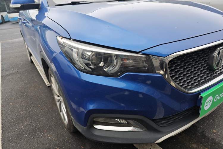 Used MG ZS 2017 1.5L Automatic Luxury Edition Right Front Headlight