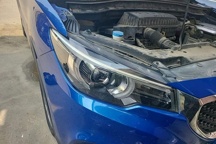 Used MG ZS 2017 1.5L Manual Comfort Edition Right Front Headlight