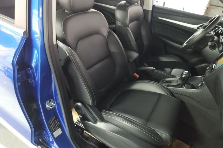 Used MG ZS 2017 1.5L Automatic Luxury Edition Right Front Seat
