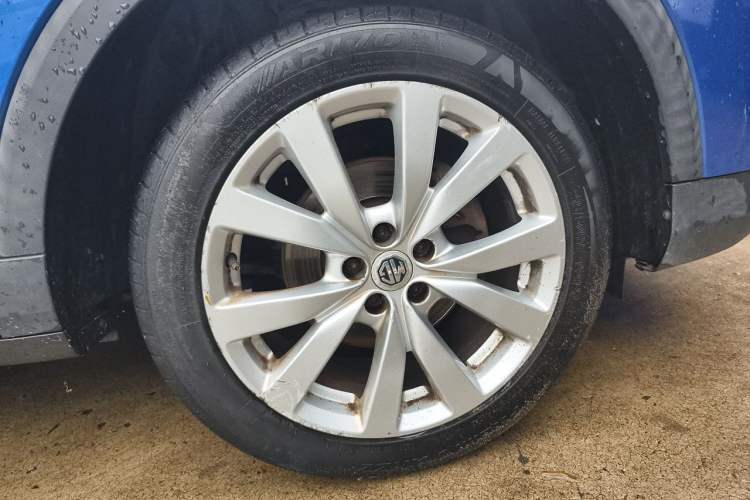 Used MG ZS 2017 1.5L Automatic Luxury Edition Right Front Wheel Hub