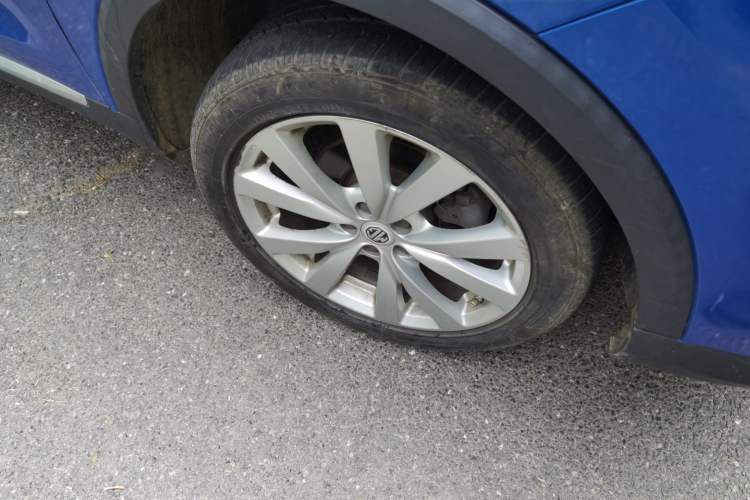 Used MG ZS 2017 1.5L Automatic Elite Edition Right Front Wheel Hub
