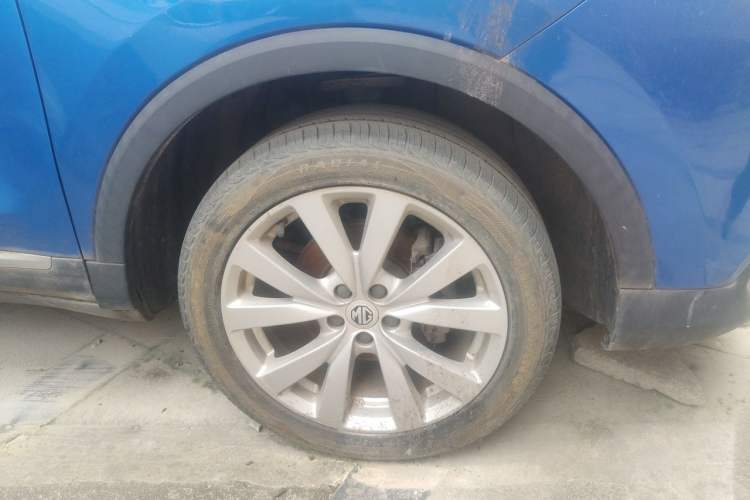 Used MG ZS 2017 1.5L Automatic Luxury Edition Right Front Wheel Hub