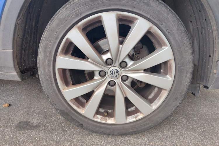 Used MG ZS 2017 1.5L Automatic Luxury Edition Right Front Wheel Hub