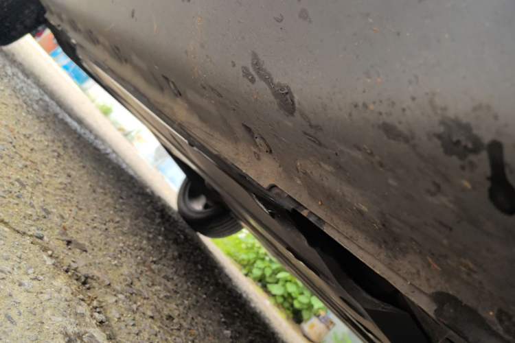 Used MG ZS 2017 1.5L Automatic Luxury Internet Edition Right Side Sill