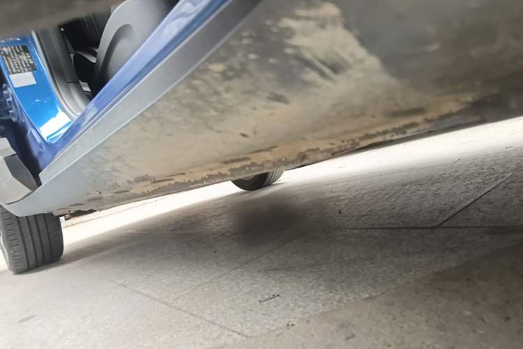 Used MG ZS 2017 1.5L Automatic Luxury Internet Edition Right Side Sill