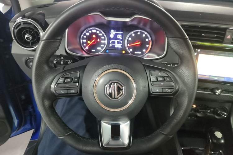 Used MG ZS 2017 1.5L Automatic Luxury Edition Steering Wheel