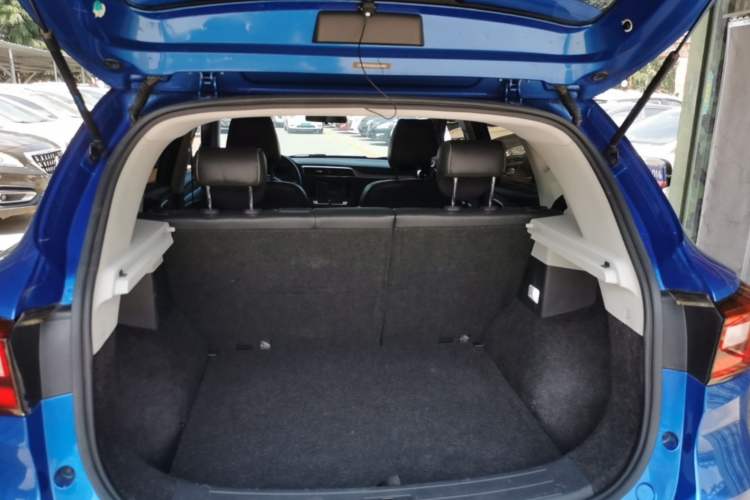 Used MG ZS 2017 1.5L Automatic Luxury Internet Edition Trunk