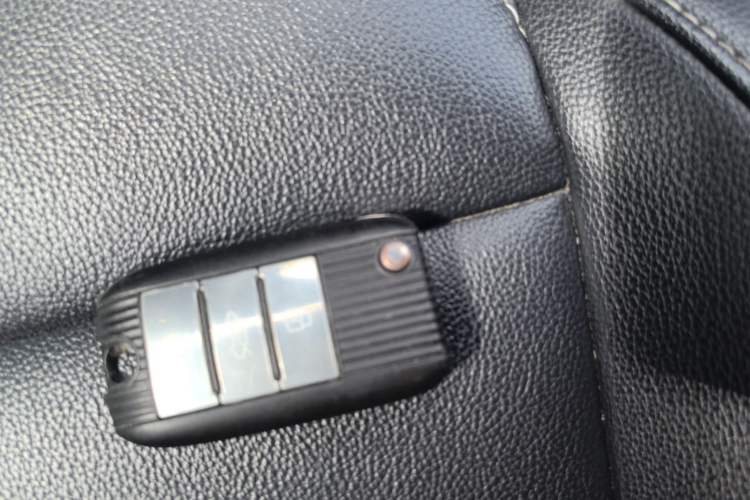 Used MG ZS 2017 1.5L Automatic Luxury Internet Edition Vehicle Key