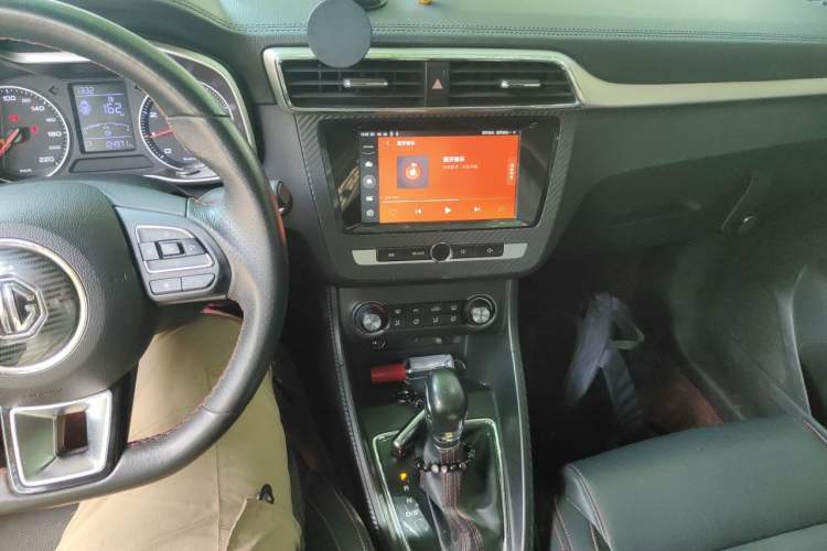 Used MG ZS 2017 16T Automatic Flagship Internet Edition Audio And AC Panel
