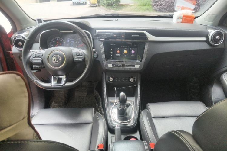 Used MG ZS 2017 1.5L Automatic Luxury Internet Edition Center Console
