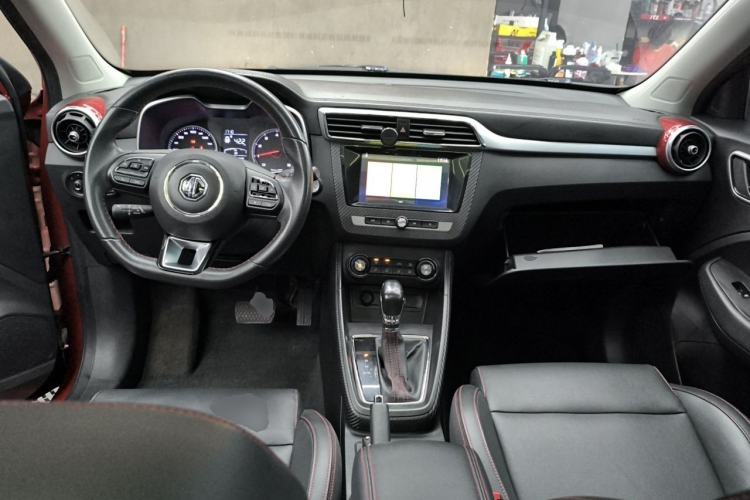 Used MG ZS 2017 16T Automatic Prestige Edition Center Console