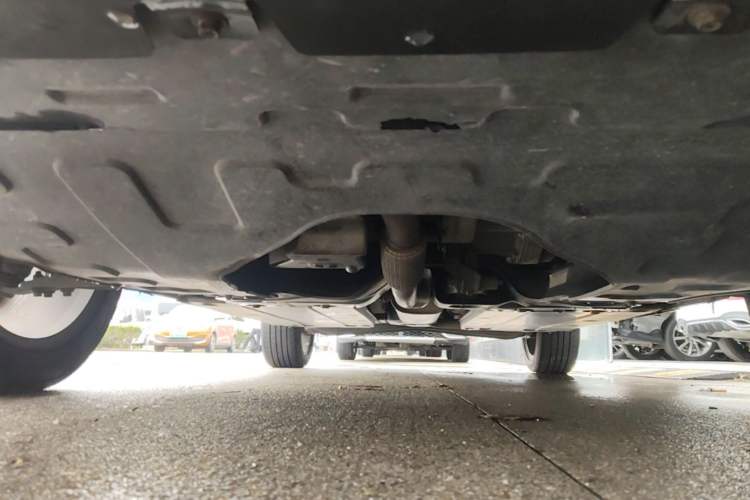 Used MG ZS 2017 1.5L Automatic Luxury Internet Edition Chassis Front