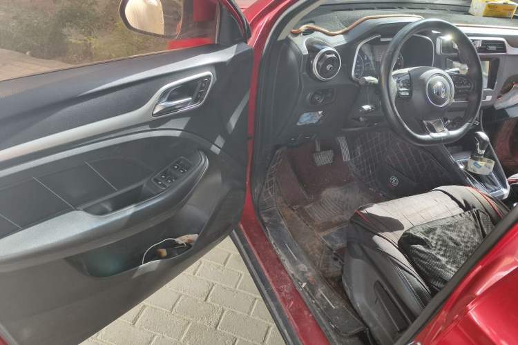 Used MG ZS 2017 1.5L Automatic Luxury Edition Driver Seat