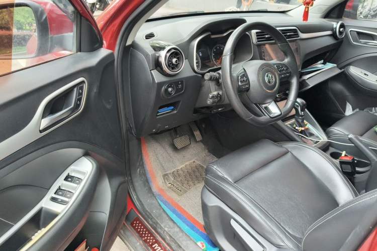 Used MG ZS 2017 1.5L Automatic Luxury Edition Driver Seat