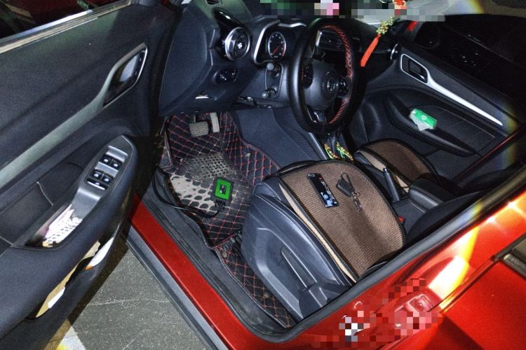 Used MG ZS 2017 1.5L Automatic Luxury Edition Driver Seat