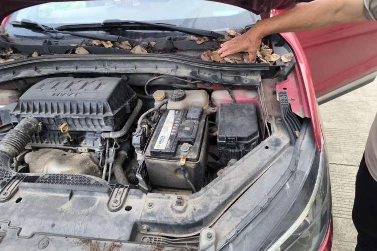 Used MG ZS 2017 1.5L Manual Deluxe Internet Edition Engine Bay Left