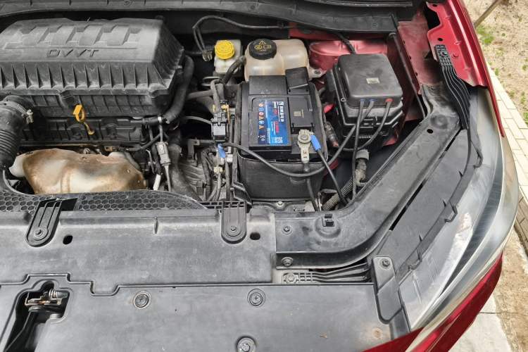 Used MG ZS 2017 1.5L Automatic Luxury Internet Edition Engine Bay Left