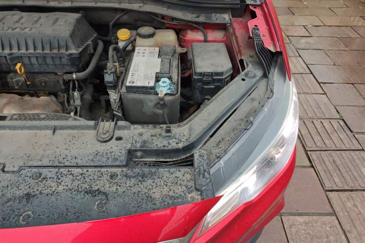 Used MG ZS 2017 1.5L Automatic Luxury Edition Engine Bay Left