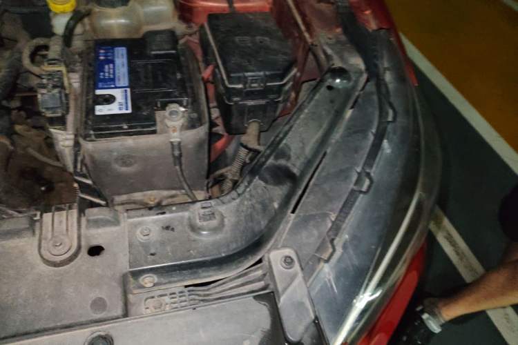 Used MG ZS 2017 1.5L Manual Luxury Edition Engine Bay Left