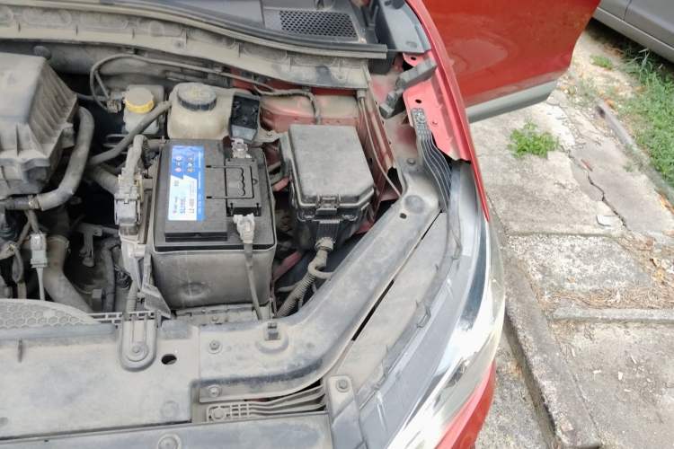 Used MG ZS 2017 1.5L Automatic Luxury Edition Engine Bay Left