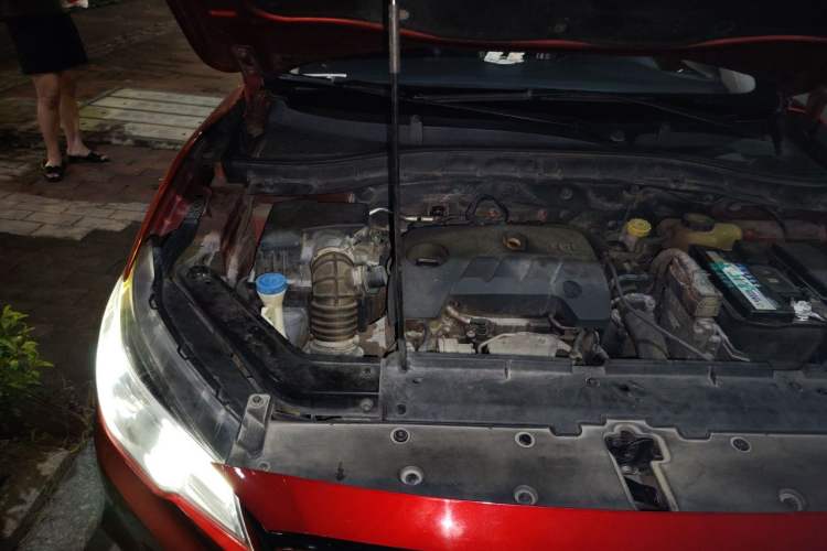Used MG ZS 2017 16T Automatic Flagship Internet Edition Engine Bay Right