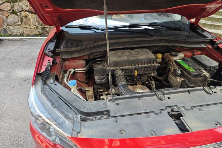 Used MG ZS 2017 1.5L Automatic Luxury Edition Engine Bay Right