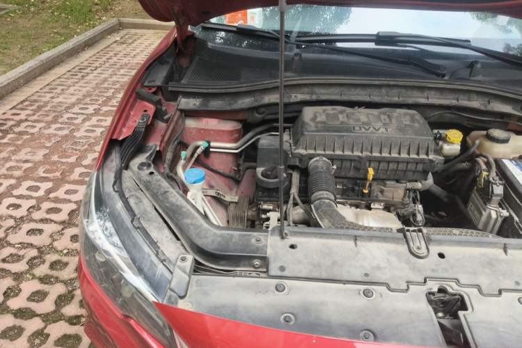 Used MG ZS 2017 1.5L Automatic Luxury Internet Edition Engine Bay Right