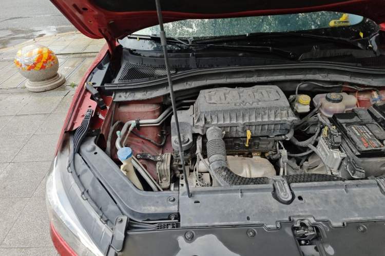 Used MG ZS 2017 1.5L Automatic Luxury Internet Edition Engine Bay Right