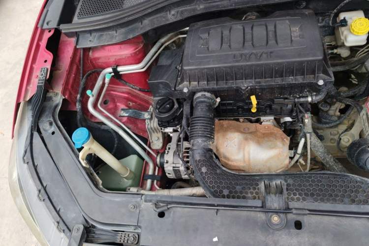 Used MG ZS 2017 1.5L Manual Elite Edition Engine Bay Right