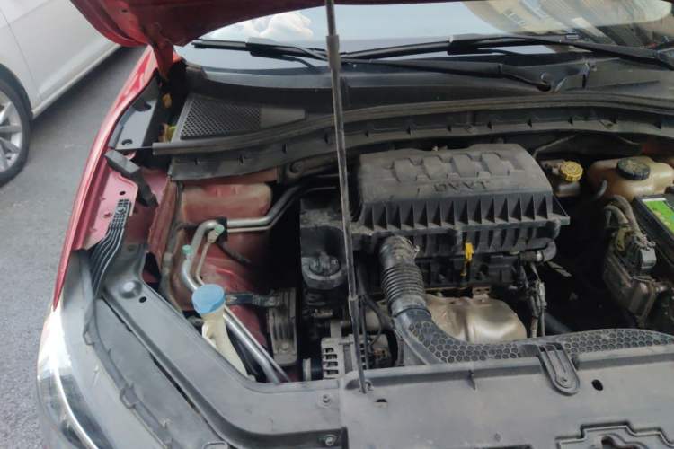 Used MG ZS 2017 1.5L Automatic Luxury Edition Engine Bay Right