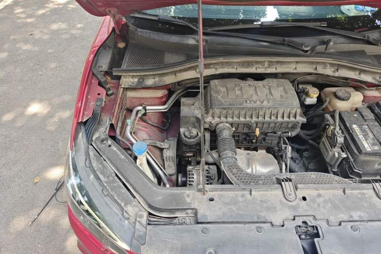 Used MG ZS 2017 1.5L Automatic Luxury Edition Engine Bay Right
