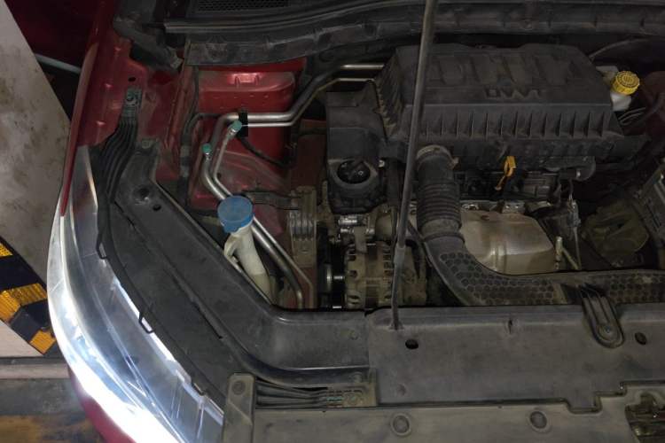 Used MG ZS 2017 1.5L Automatic Luxury Internet Edition Engine Bay Right