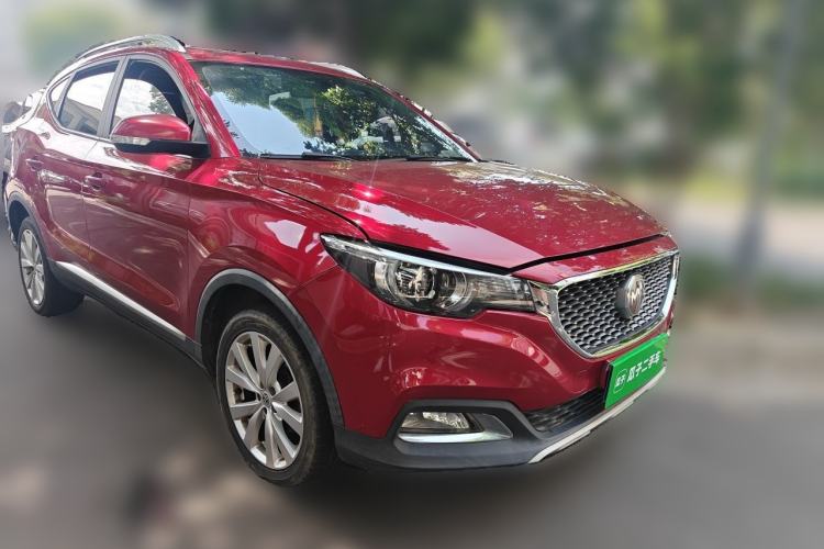 Used MG ZS 2017 1.5L Automatic Luxury Edition Front Right 45 Deg