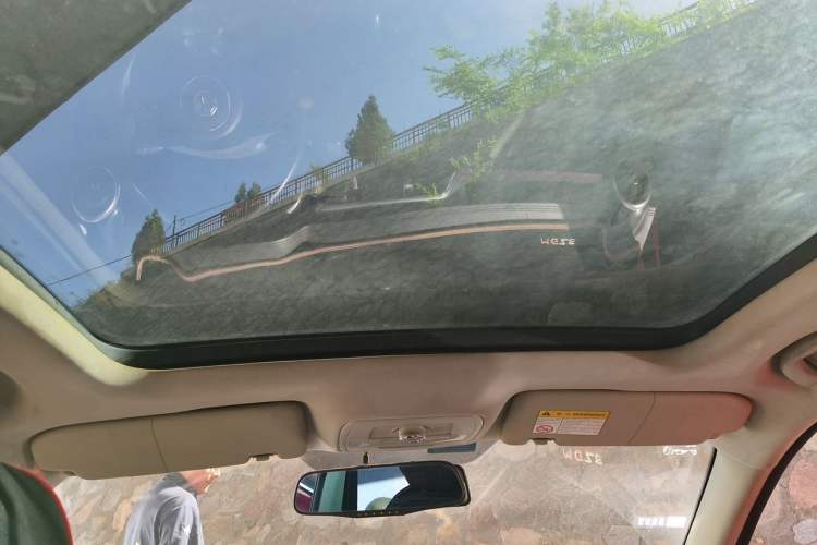Used MG ZS 2017 1.5L Automatic Luxury Edition Headliner