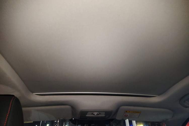 Used MG ZS 2017 16T Automatic Flagship Internet Edition Headliner