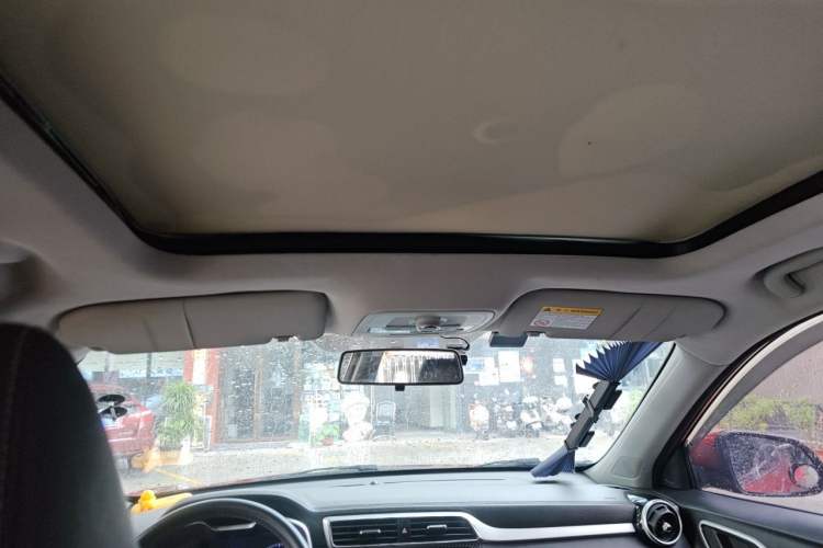 Used MG ZS 2017 1.5L Automatic Luxury Internet Edition Headliner