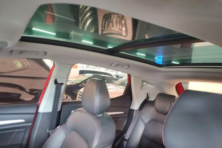Used MG ZS 2017 16T Automatic Prestige Edition Headliner