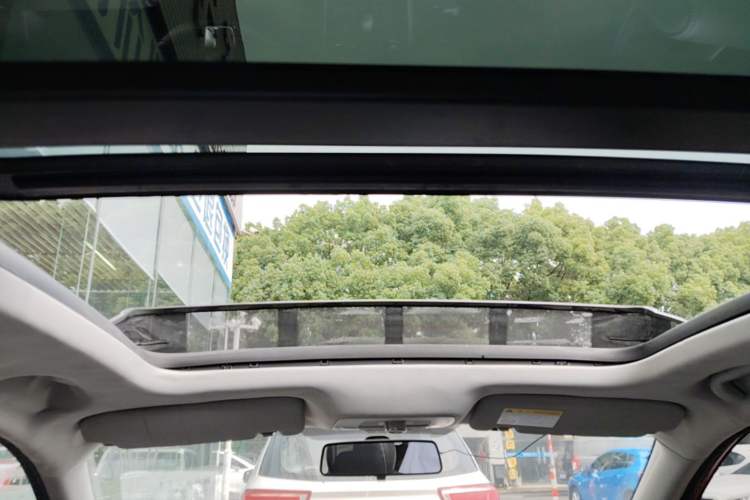 Used MG ZS 2017 1.5L Automatic Luxury Internet Edition Headliner