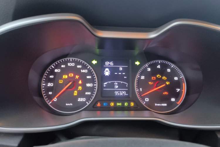 Used MG ZS 2017 1.5L Manual Deluxe Internet Edition Instrument Cluster